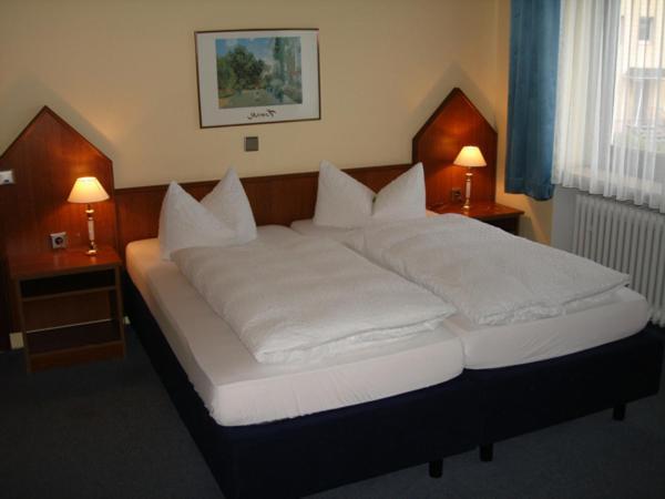 Deudesfeld Hotel Zur Post חדר תמונה