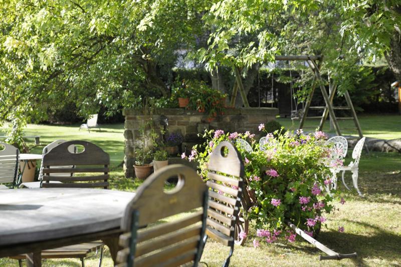 Deudesfeld Hotel Zur Post מראה חיצוני תמונה